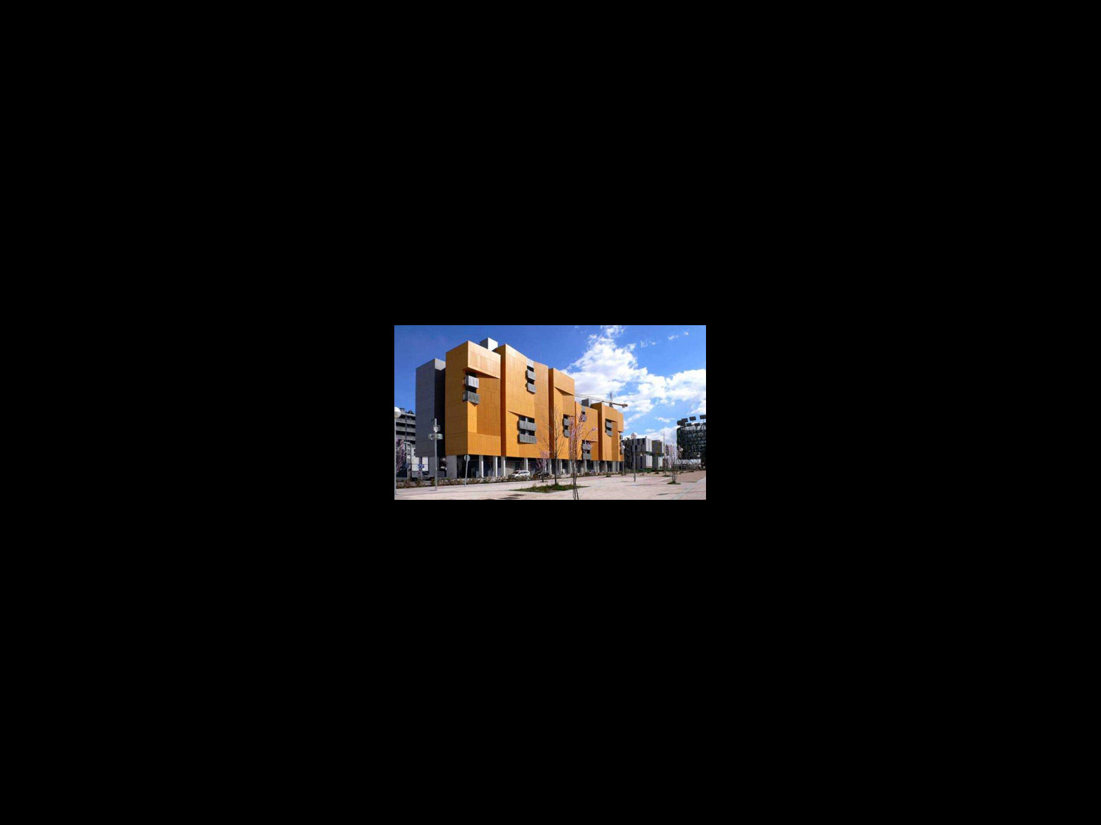 PRASY APARTMENT BUILDING